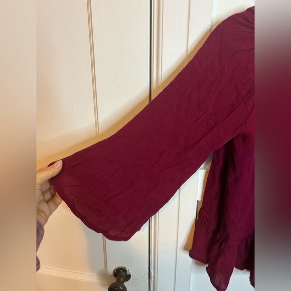 Nwt Highline Collective Red Off The Shoulder Ruffle Blouse - Picture 4 of 5